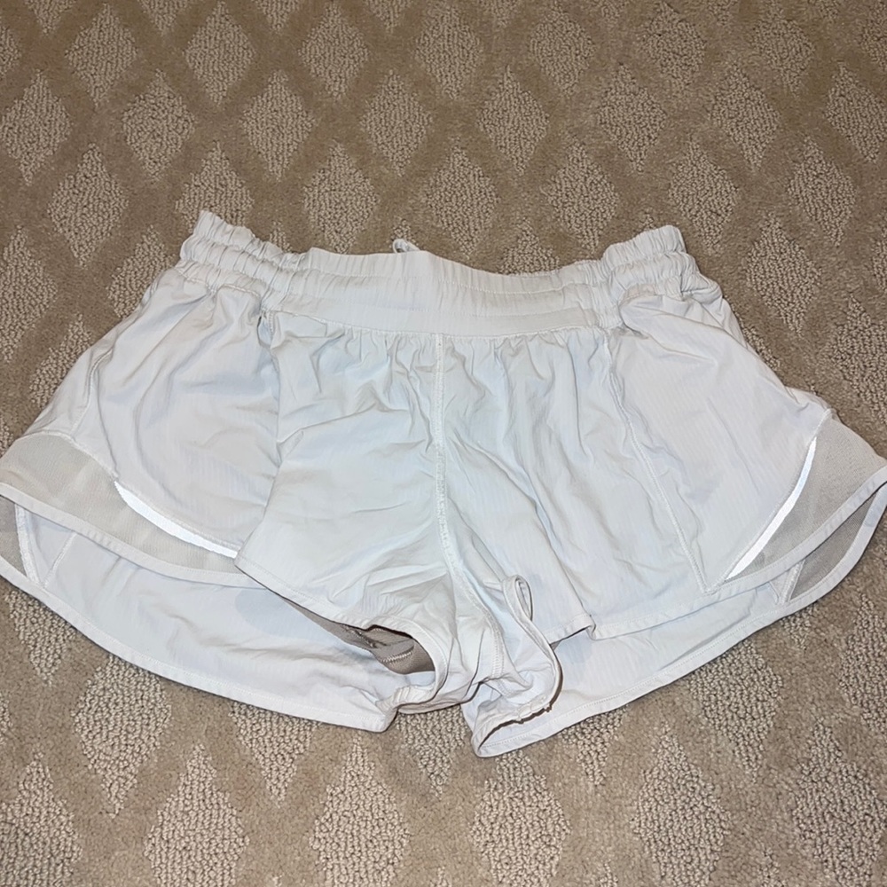 white lululemon shorts